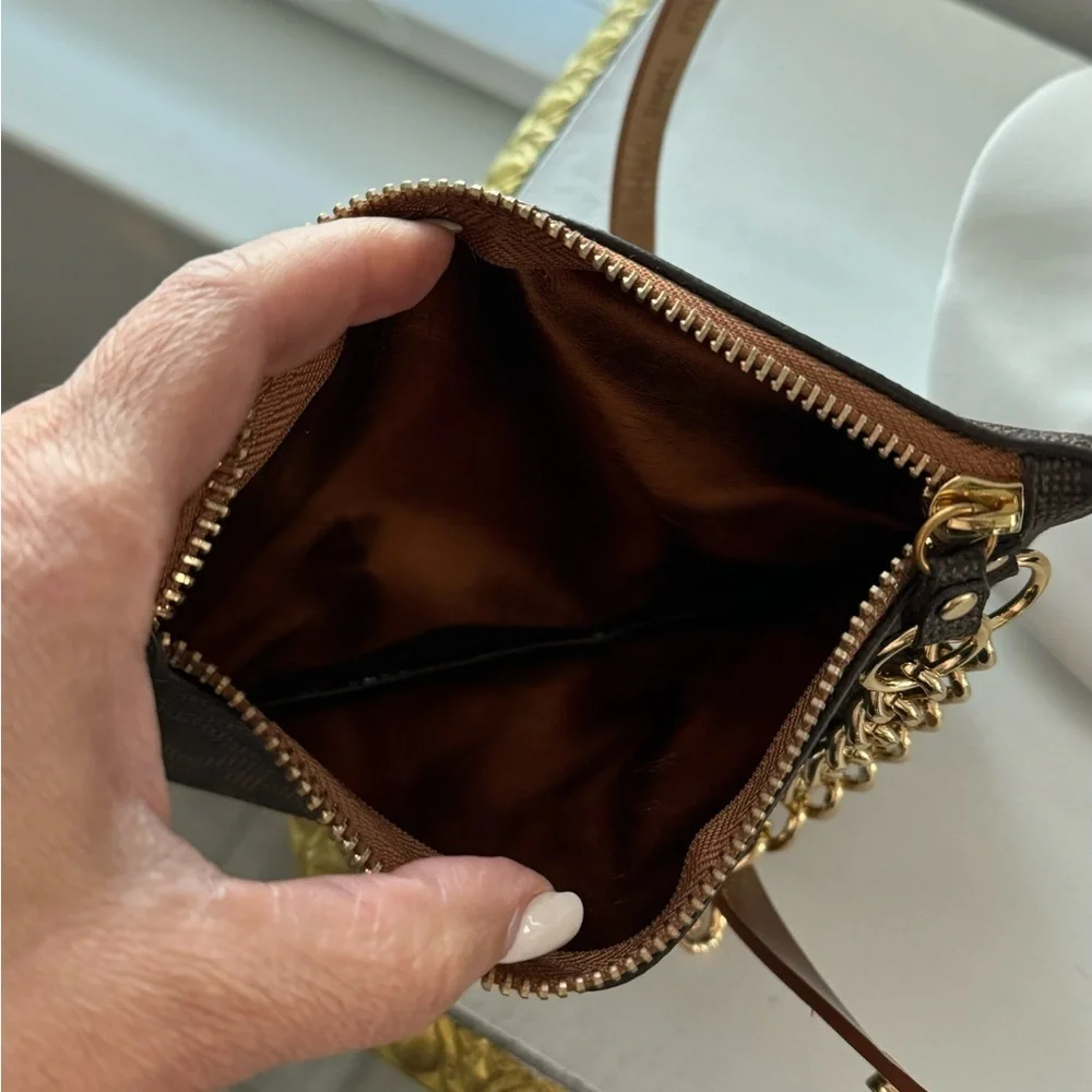 MICHAEL Michael Kors Signature Leather Fanny Pack
